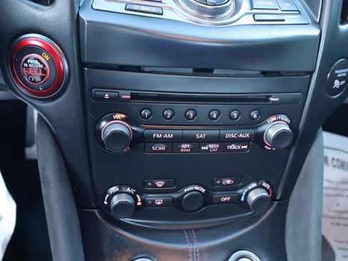 Used 2020 Nissan 370Z NISMO image 22