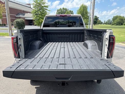 New 2026 GMC Sierra 2500 AT4X w/ LPO, Black Badging Package AWD/4WD image 46