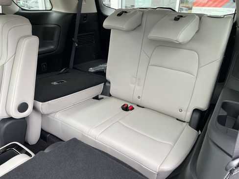New 2026 Nissan Pathfinder SL FWD image 21