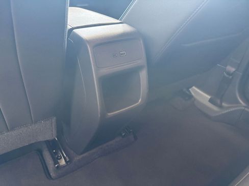 Used 2025 Buick Envista Sport Touring image 24