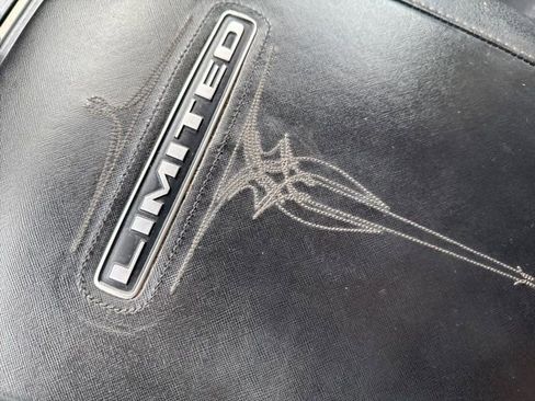 Used 2019 RAM 1500 Limited w/ Advanced Safety Group image 45