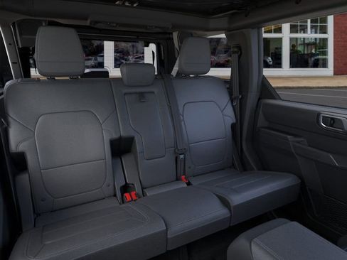 New 2026 Ford Bronco Badlands image 11