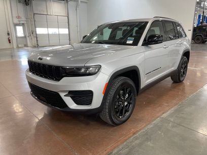 New 2025 Jeep Grand Cherokee Laredo