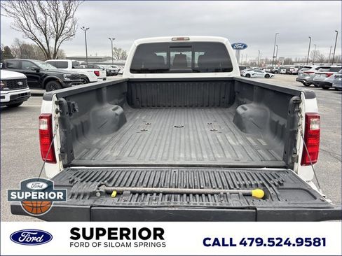 Used 2013 Ford F450 Platinum w/ Platinum Pkg image 6