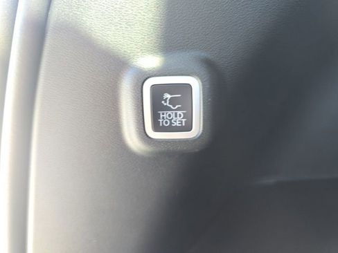 New 2026 Jeep Cherokee Limited image 27