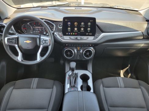 Used 2024 Chevrolet Blazer LT image 11