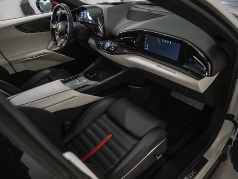 Certified 2024 Ferrari Purosangue AWD image 40