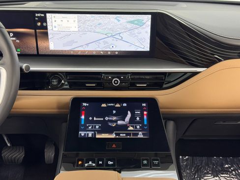 Used 2025 INFINITI QX80 Luxe image 26