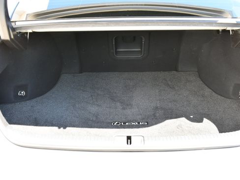 Used 2019 Lexus ES 300h w/ Premium Package FWD image 9