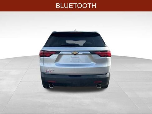 Used 2022 Chevrolet Traverse LS image 6