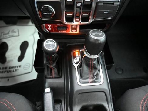 Used 2023 Jeep Wrangler Unlimited Rubicon w/ Cold Weather Group image 20