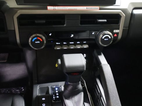 New 2026 Toyota Tacoma TRD Off-Road AWD/4WD image 21