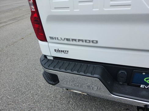 Certified 2025 Chevrolet Silverado 1500 LT AWD/4WD image 4