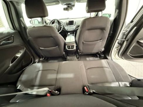 Used 2021 Chevrolet Malibu LT image 24