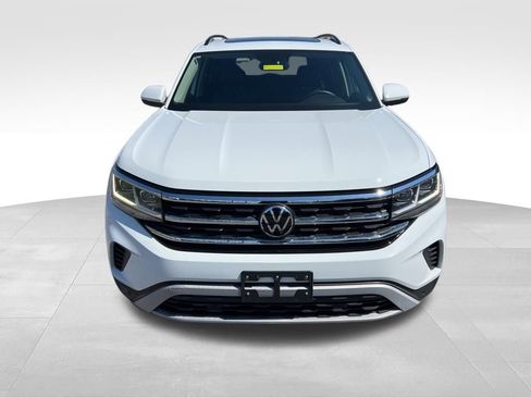 Used 2023 Volkswagen Atlas SE w/ Panoramic Sunroof Package image 3