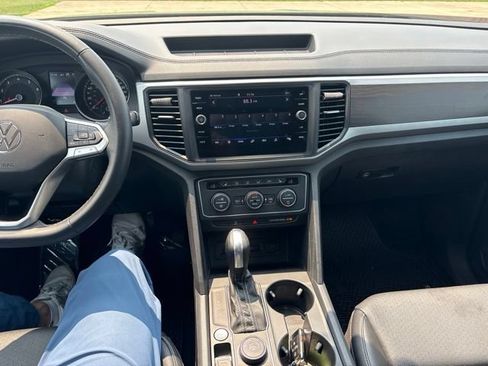 Used 2021 Volkswagen Atlas SE w/ Panoramic Sunroof Package AWD/4WD image 38
