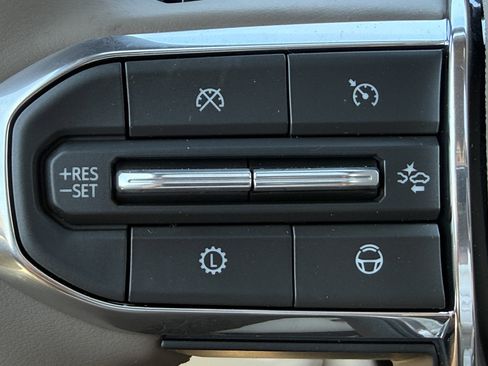 New 2026 GMC Yukon Denali image 31