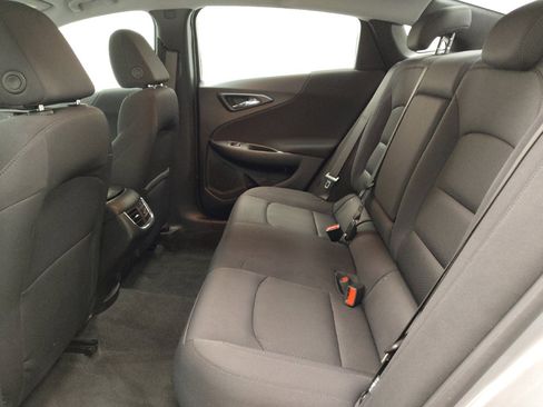 Used 2025 Chevrolet Malibu LT FWD image 18