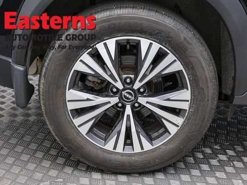 Used 2023 Nissan Rogue SV AWD/4WD image 31