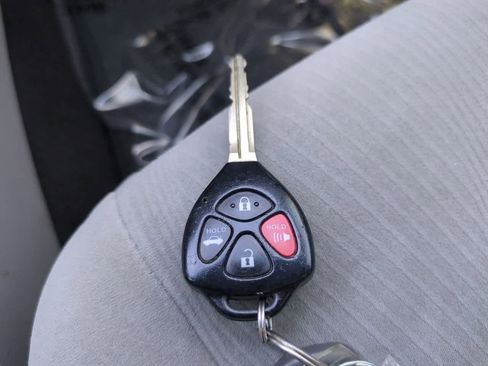 Used 2011 Toyota Corolla LE image 22