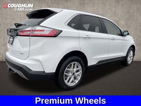 Used 2023 Ford Edge SEL w/ Convenience Package image 5