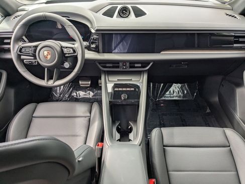 New 2025 Porsche Macan 4S Electric image 23