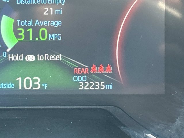 Used 2025 Toyota RAV4 XLE AWD/4WD image 30