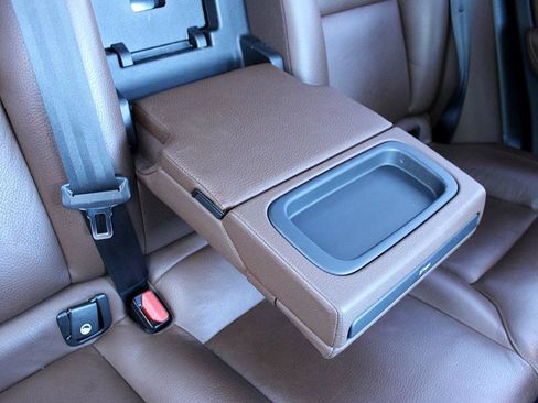 Used 2018 Volvo XC60 T5 Momentum w/ Vision Package image 20