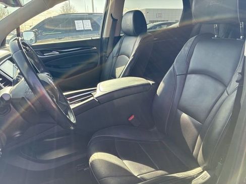 Used 2021 Buick Enclave Avenir w/ Avenir Technology Package image 12