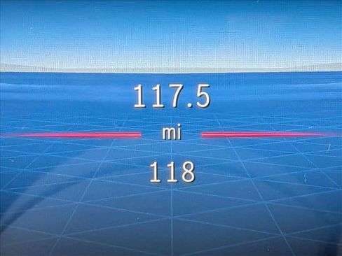 Used 2026 Mercedes-Benz S 500 4MATIC image 9