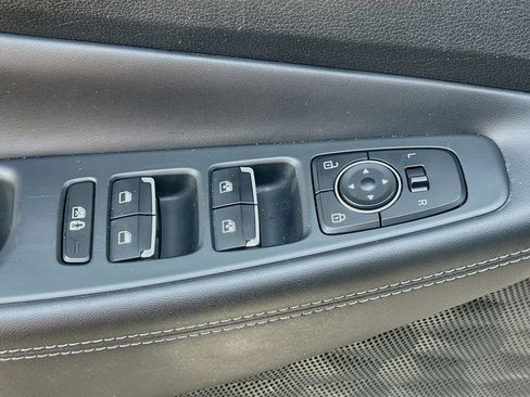 Used 2022 Hyundai Santa Fe SEL w/ Convenience + Premium Package FWD image 18