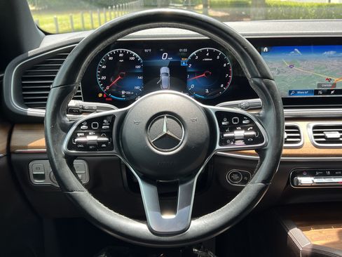 Certified 2022 Mercedes-Benz GLE 350 4MATIC image 18