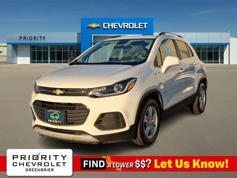 Certified 2019 Chevrolet Trax LT w/ LT Convenience Package image 1