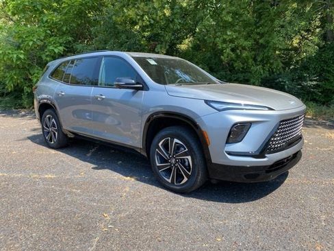 New 2026 Buick Enclave Sport Touring w/ Power Package FWD image 7