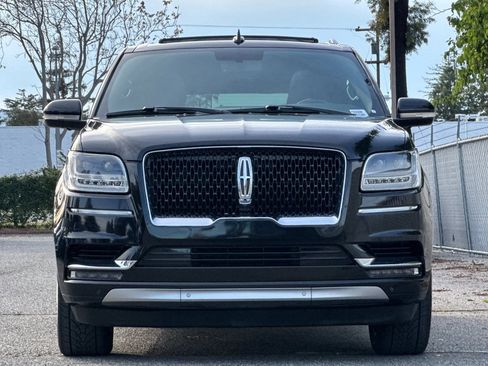 Used 2019 Lincoln Navigator L Select image 9