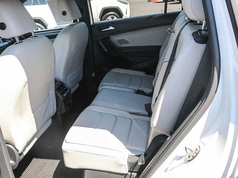 Used 2021 Volkswagen Tiguan SEL Premium R-Line AWD/4WD image 10