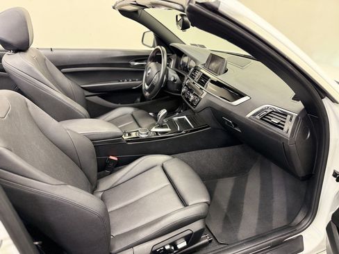 Used 2020 BMW 230i xDrive Convertible w/ Convenience Package AWD/4WD image 12