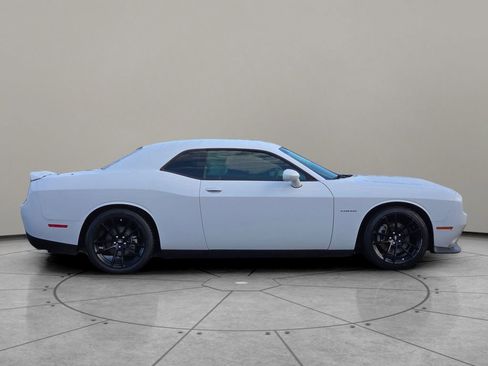 Used 2022 Dodge Challenger R/T image 4