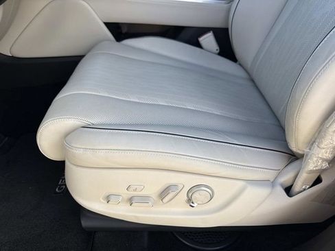 Used 2022 Genesis GV80 2.5T w/ Prestige Package 04 image 20