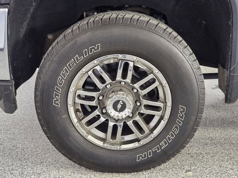 Used 2022 GMC Sierra 2500 SLE w/ SLE Convenience Package image 13