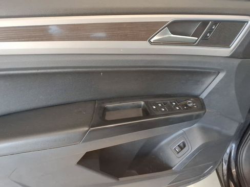 Used 2019 Volkswagen Atlas SE w/ Panoramic Sunroof Package AWD/4WD image 19