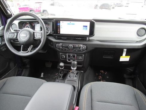 New 2026 Jeep Gladiator Sport AWD/4WD image 12
