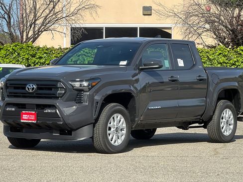 New 2026 Toyota Tacoma SR5 image 2
