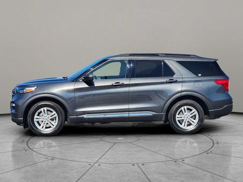 Certified 2020 Ford Explorer XLT w/ Equipment Group 202A AWD/4WD image 9