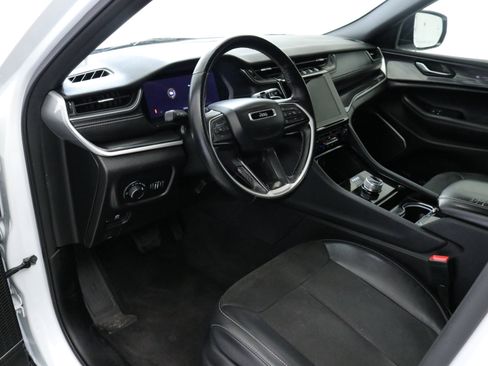 Used 2021 Jeep Grand Cherokee L Laredo image 20