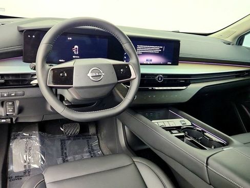 Used 2025 Nissan Murano SL AWD/4WD image 13