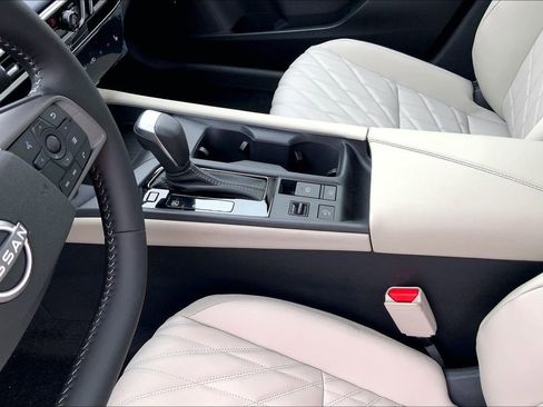 New 2026 Nissan Sentra SL w/ Floor Mat Package FWD image 10