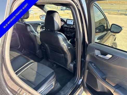 Used 2023 Ford Escape ST-Line AWD/4WD image 14