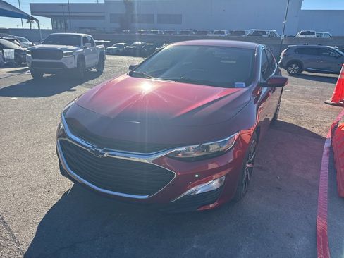 Used 2022 Chevrolet Malibu RS image 1