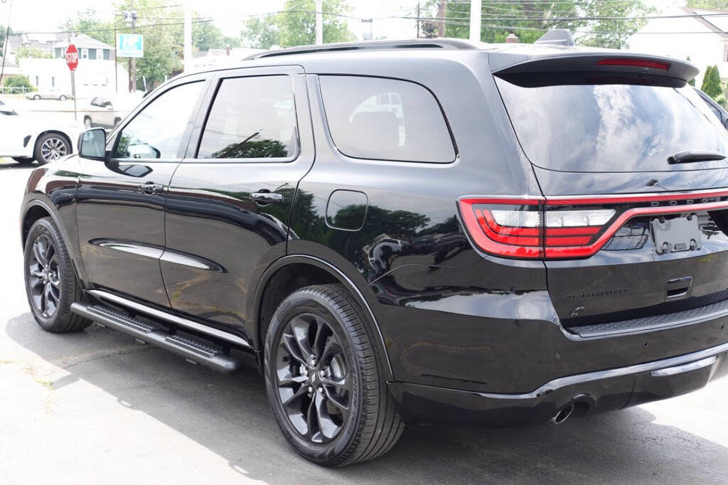 Used 2024 Dodge Durango R/T w/ Blacktop Package AWD/4WD image 10